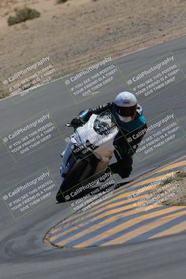 media/Apr-09-2023-SoCal Trackdays (Sun) [[333f347954]]/Turn 10 (115pm)/